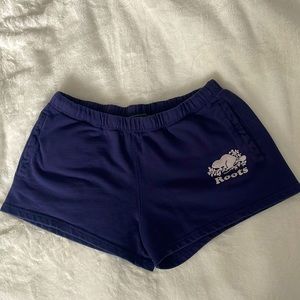 Roots Women Cotton Shorts Size L